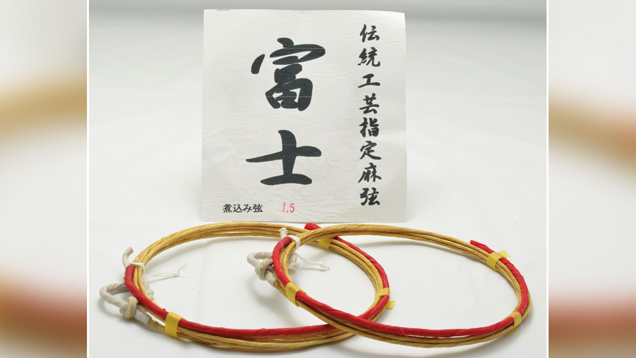 Tsuru, la corda per gli yumi